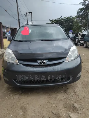 Toyota Sienna 2007 Gray