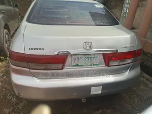 Honda Accord 2003 Silver