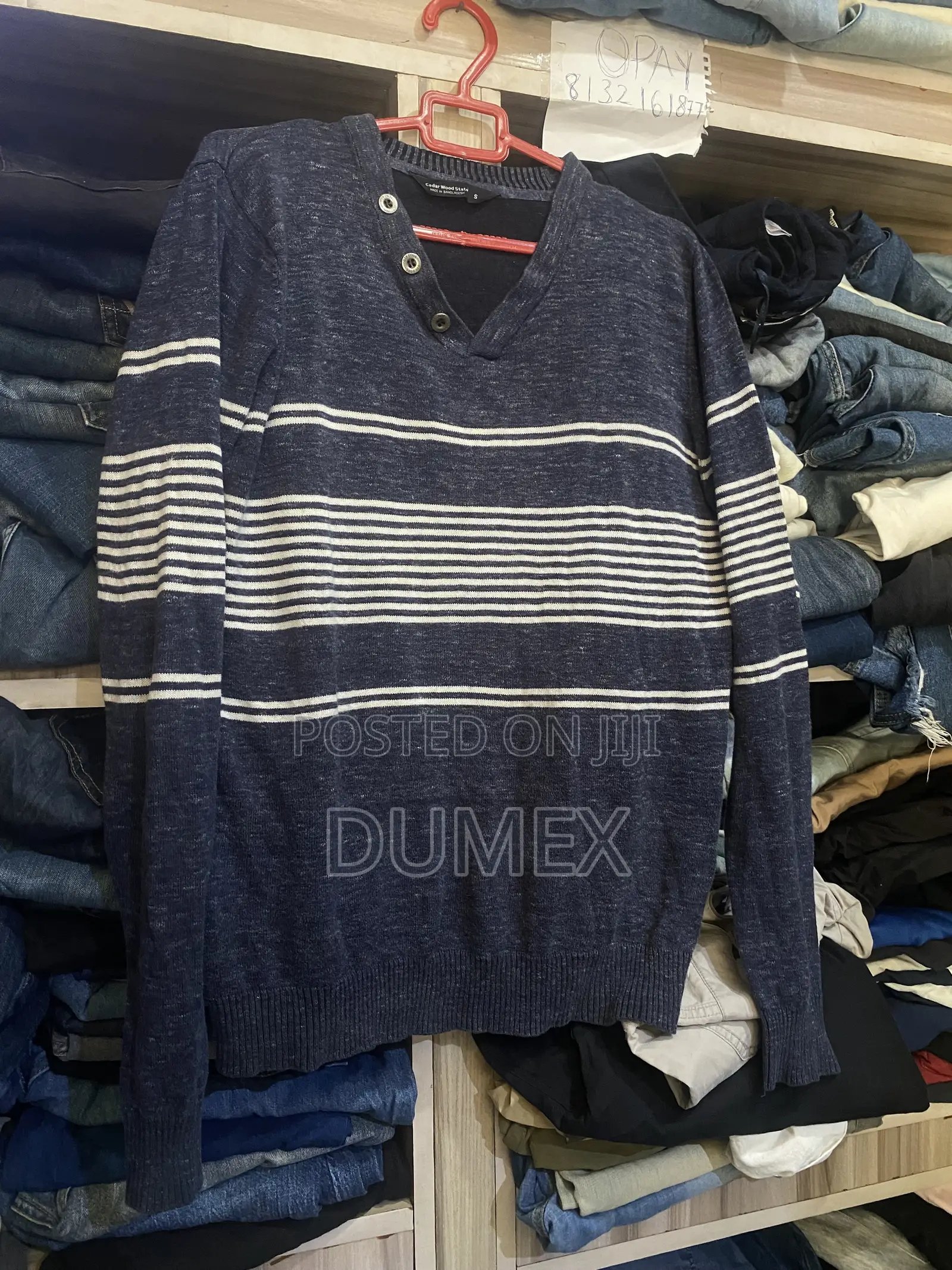 Neatly Used Thrift Sweatshirt/Sweater