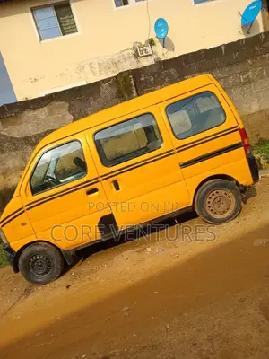 Suzuki APV Minibus 2012 Yellow