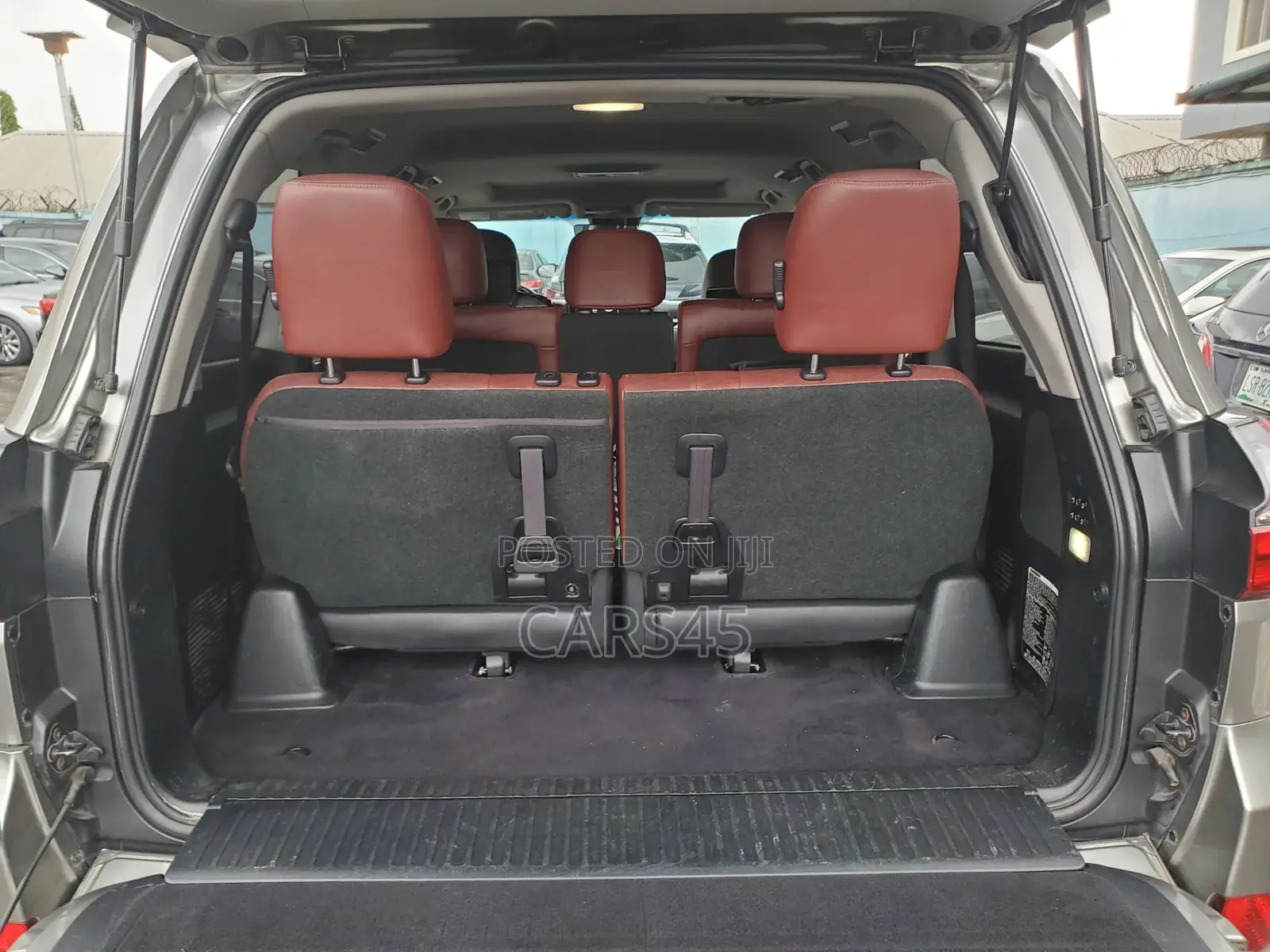 Lexus LX 2018 Gray