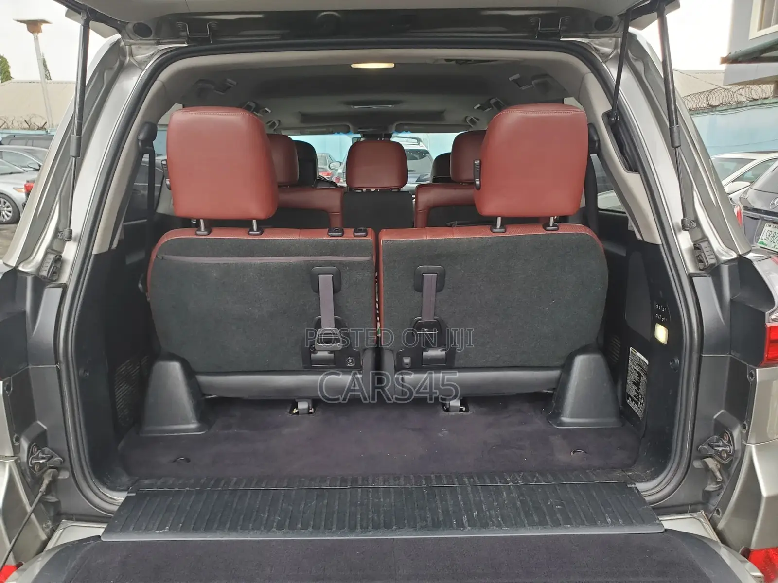 Lexus LX 2018 Gray