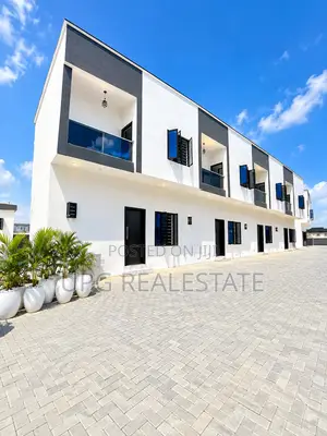 2bdrm Duplex in Ajiwe for sale
