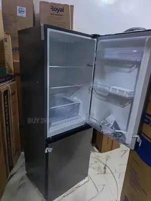 Hisense 225l Bottom Freezer Refrigerator With Adjustable Temperature