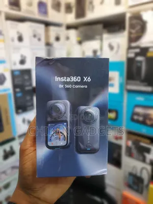 Insta360 X6 360° Camera Standard Bundle (Midnight Black)