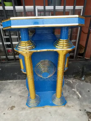 Two Pillar Pulpit