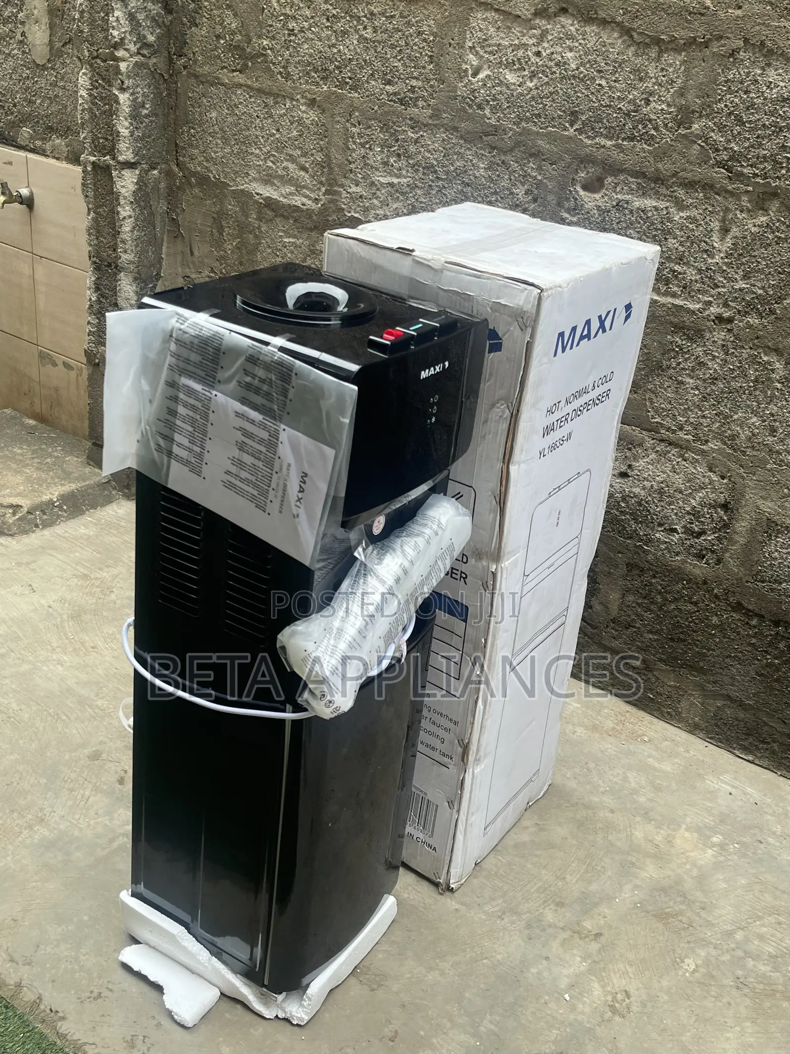 Maxi Water Dispenser for Family Use