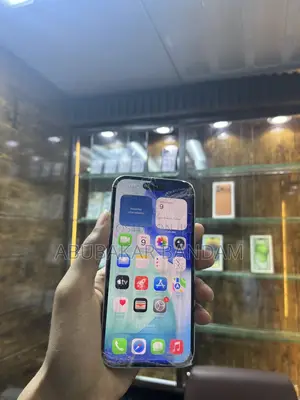 Apple iPhone 15 128 GB White