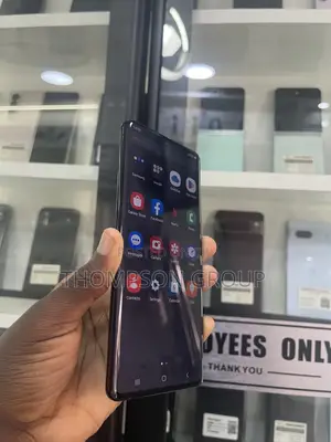 Samsung Galaxy S20+ 128 GB Black