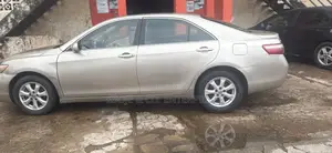 Toyota Camry 2.4 LE 2008 Gold