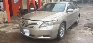 Toyota Camry 2.4 LE 2008 Gold