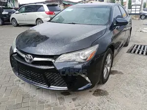 Toyota Camry 2016 Gray