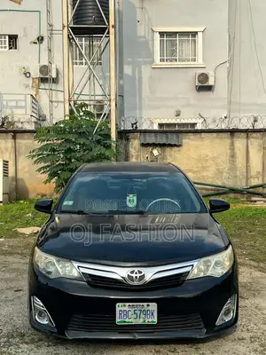 Toyota Camry LE 4dr Sedan (2.5L 4cyl 6A) 2012 Black
