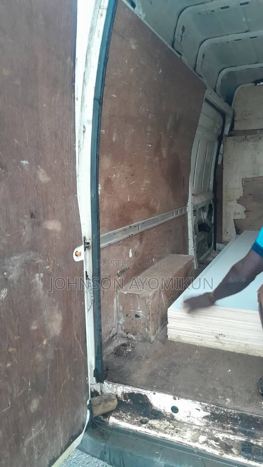 Van for Intra and Inter State Delivery