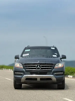 Mercedes-Benz M Class ML350 4dr SUV (3.5L 6cyl 7A) 2014 Gray