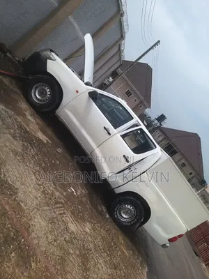 Toyota Hilux 2014 White