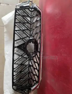 Original Front Grill Toyota Land Cruiser 2018