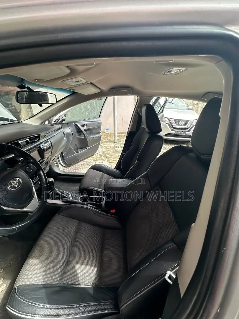 Toyota Corolla 2014 Silver