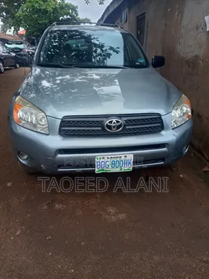 Toyota RAV4 2008 Green