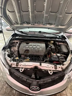 Toyota Corolla 2014 Silver