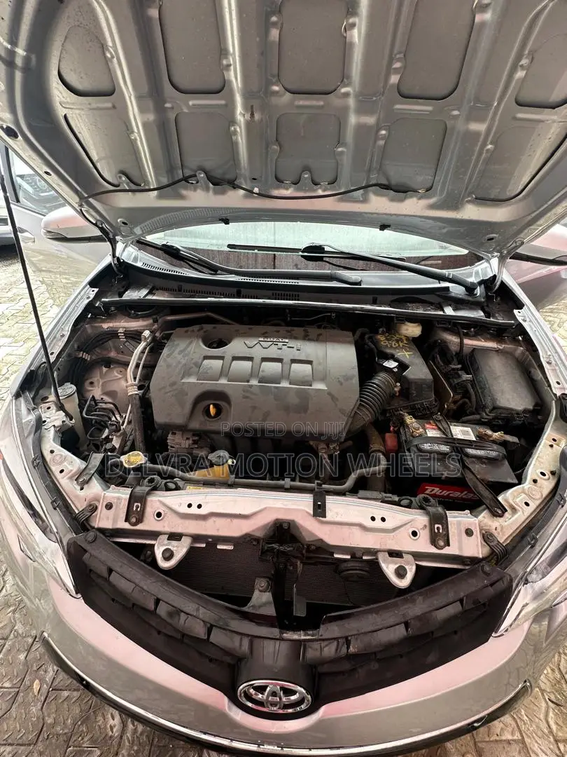 Toyota Corolla 2014 Silver