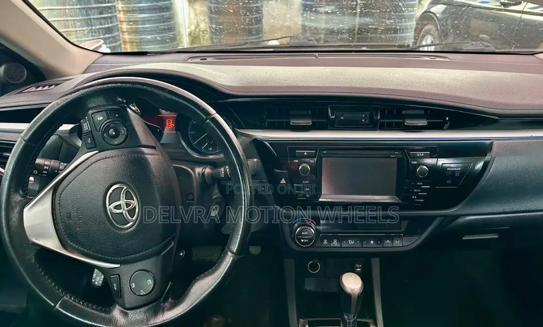 Toyota Corolla 2014 Silver