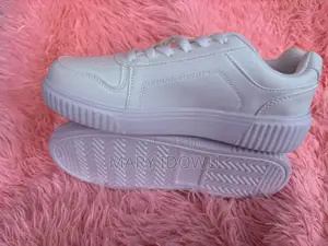 White Unisex Low Sneakers