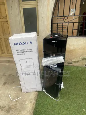 Maxi User-Friendly Water Dispenser