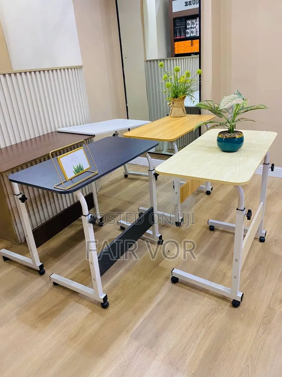 Adjustable Table