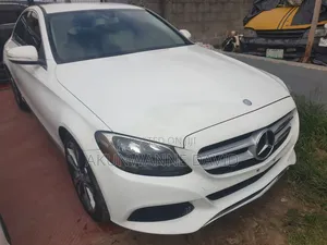 Mercedes-Benz C300 2016 White