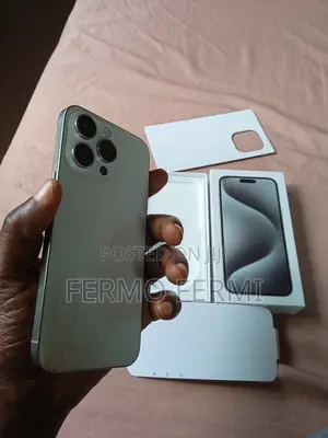 New Apple iPhone 15 Pro Max 1 TB White