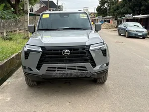 Lexus GX 2024 Gray