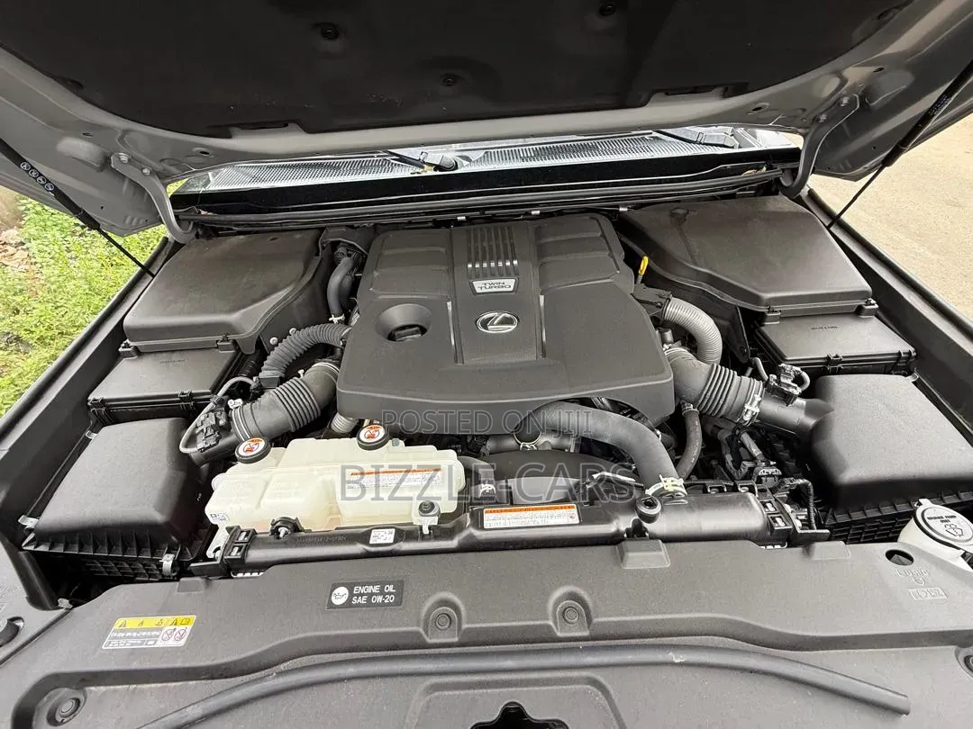 Lexus GX 2024 Gray