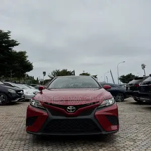 Toyota Camry 2021 Red