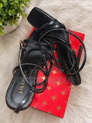 Black Heels 4”
