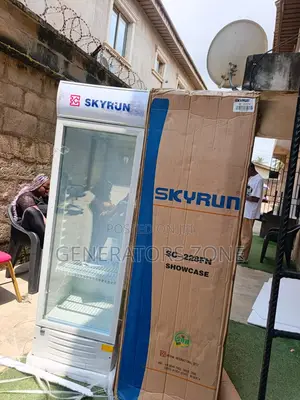 Skyrun 228L Glass Front Commercial Chiller