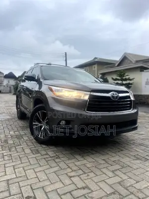 Toyota Highlander 2016 Beige
