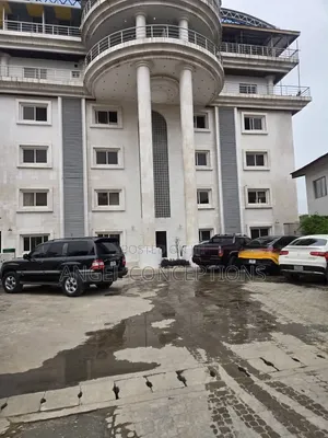 Furnished 3bdrm Apartment in Ahmadu Bello Way for rent
