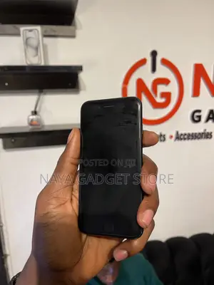 Apple iPhone 7 32 GB Black