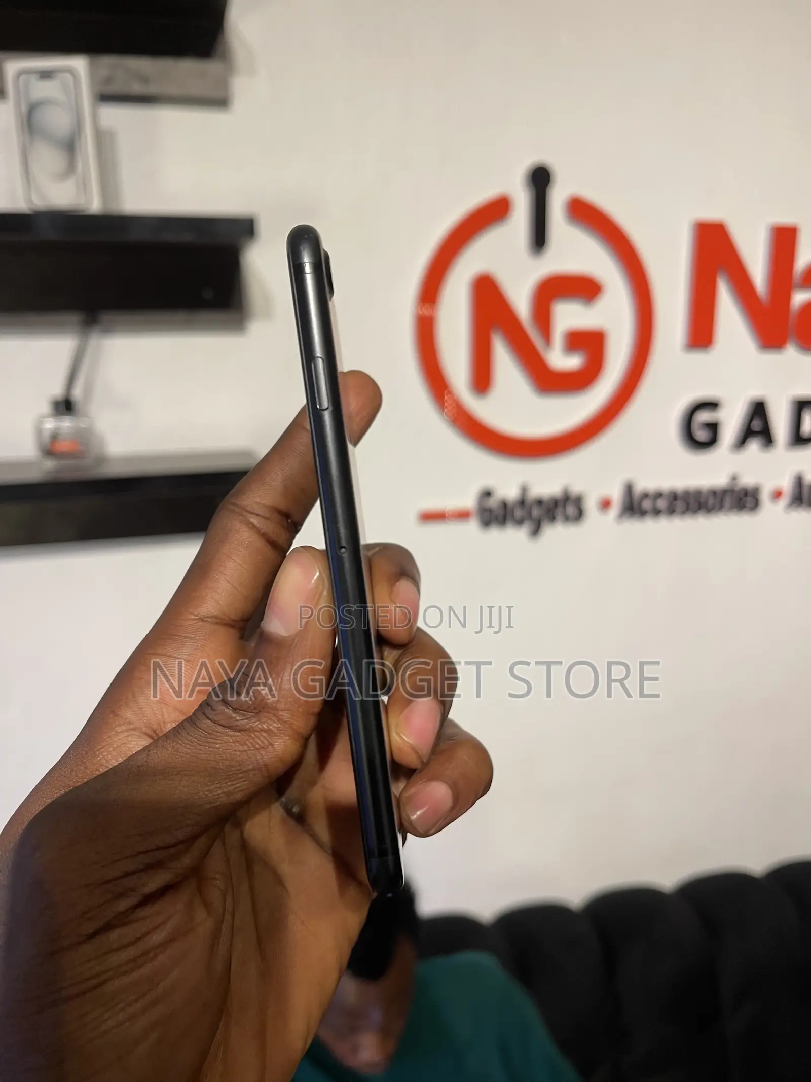 Apple iPhone 7 32 GB Black