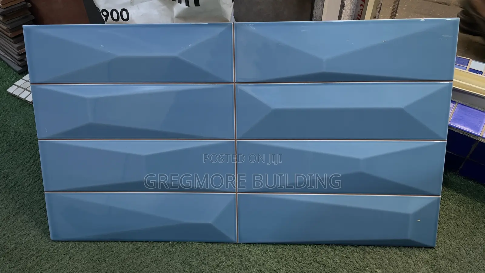 33/60 Swimming Pool Tile