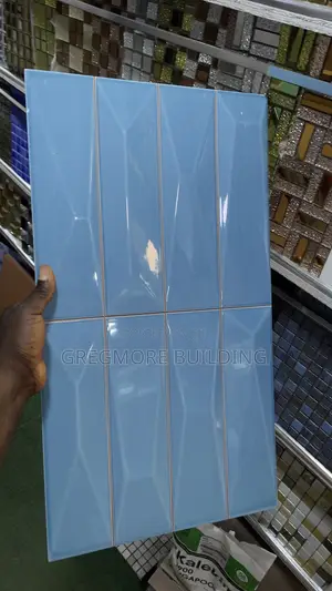 33/60 Swimming Pool Tile