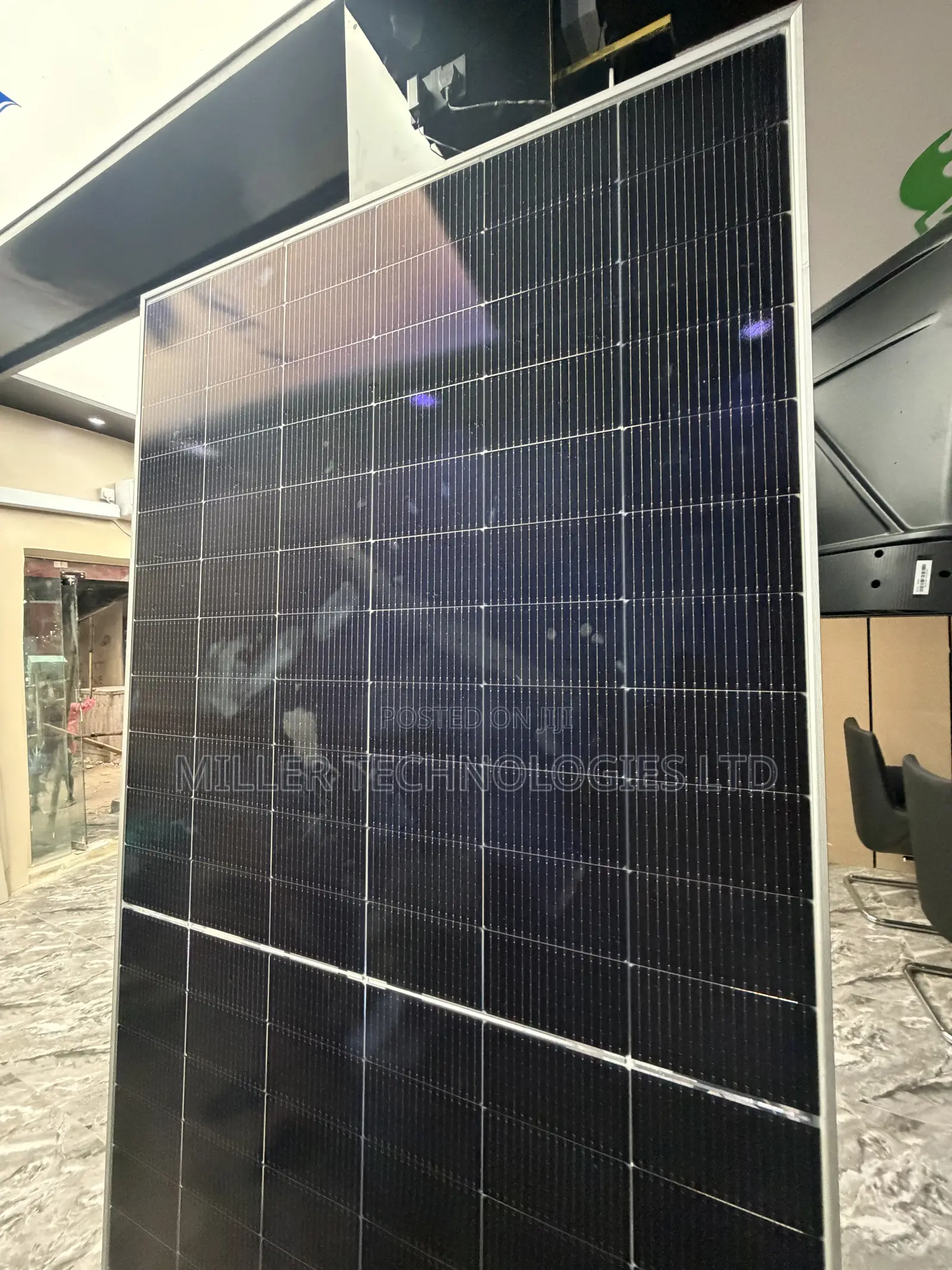 Jinko 620W Grade a Solar Panel