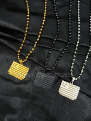 Iyoo Cartel Necklace