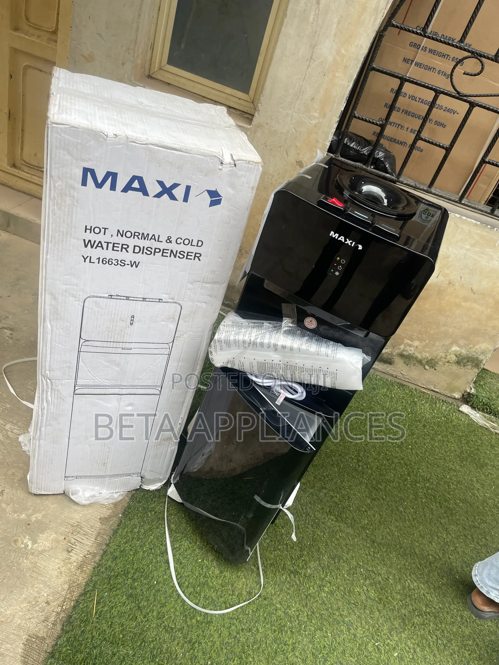 Maxi Water Dispenser for Hotels and Offices