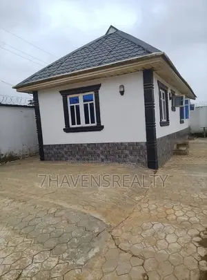 1bdrm Apartment in Araromi, Ikorodu for rent