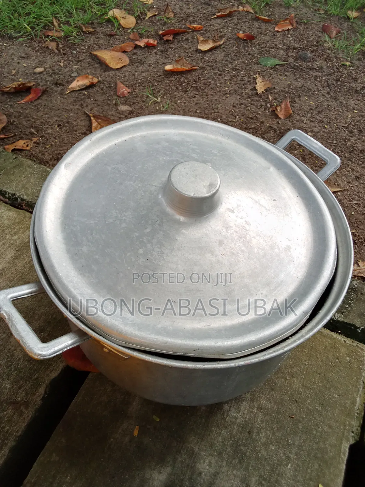 Giant Pot for Bulk Food Production