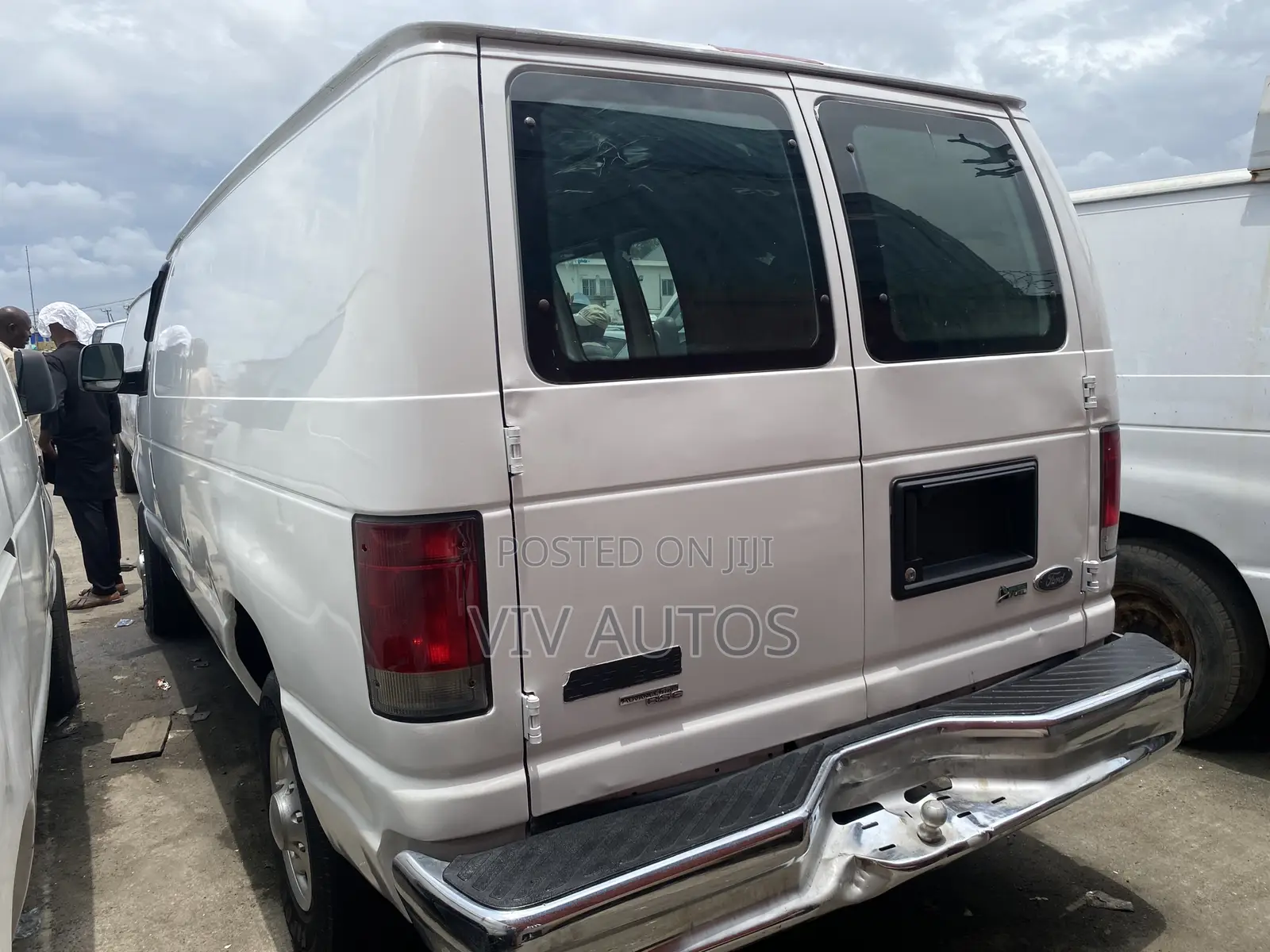 Ford E250 2013 White