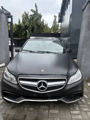 Mercedes-Benz E350 2011 Black