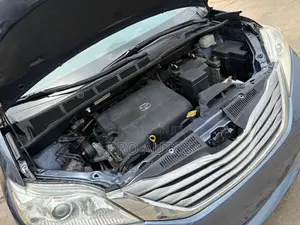 Toyota Sienna 2015 Blue